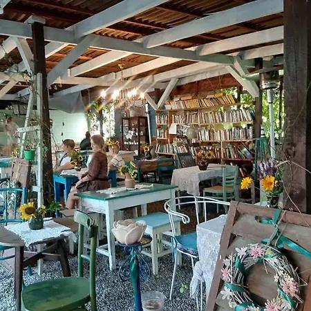 Piac Vendeghaz * Kaptalantoti